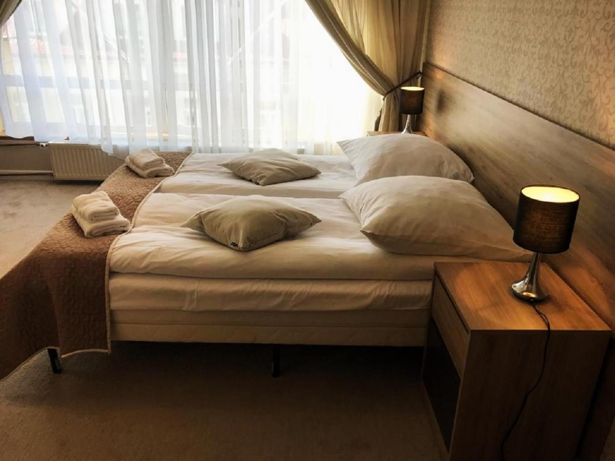 Apartamenty Palacowe ビャウィストク エクステリア 写真